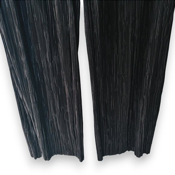 NWT! BooHoo Plisse Floor Sweeping Wide Leg Pants - Picture 8 of 10